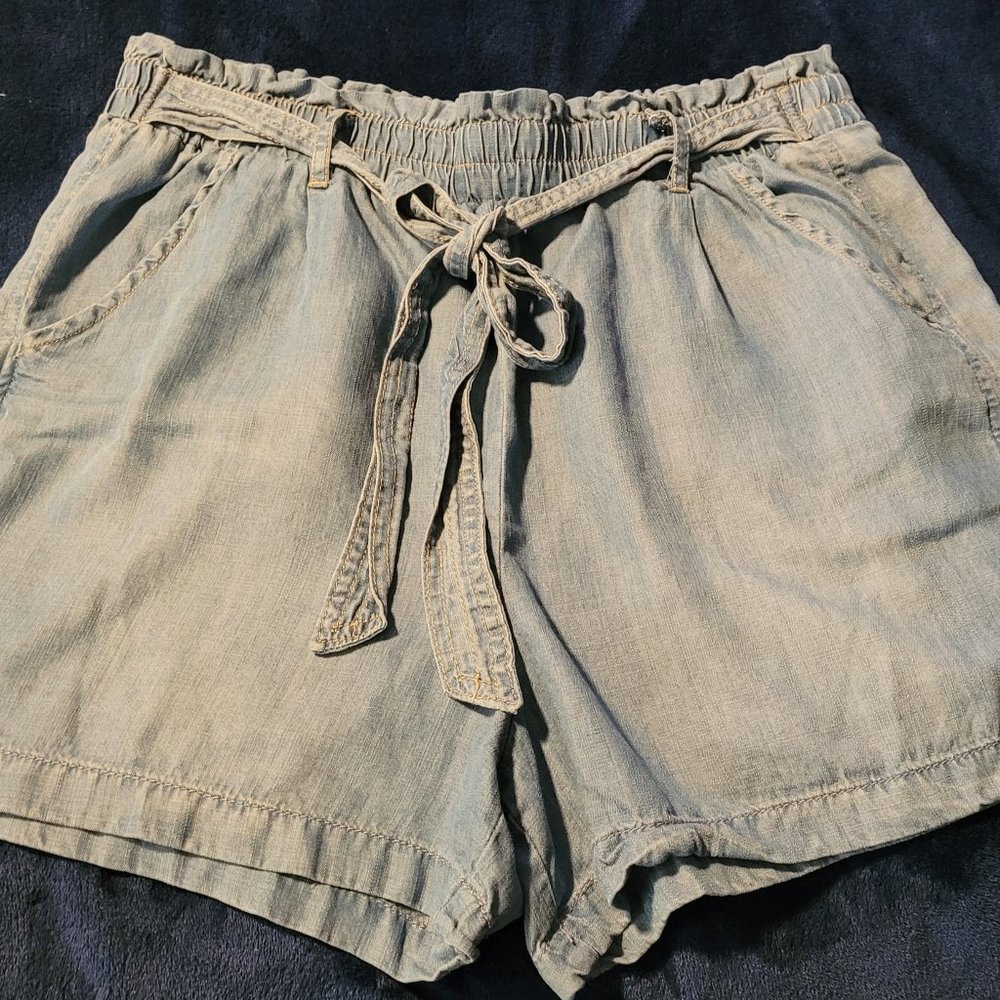 Knox Rose Tencel Chambray Shorts